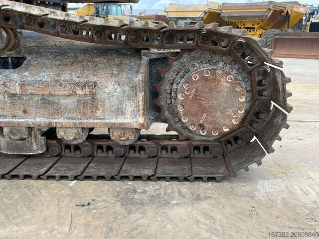 Koparka gąsienicowa Hitachi ZX300LC-6