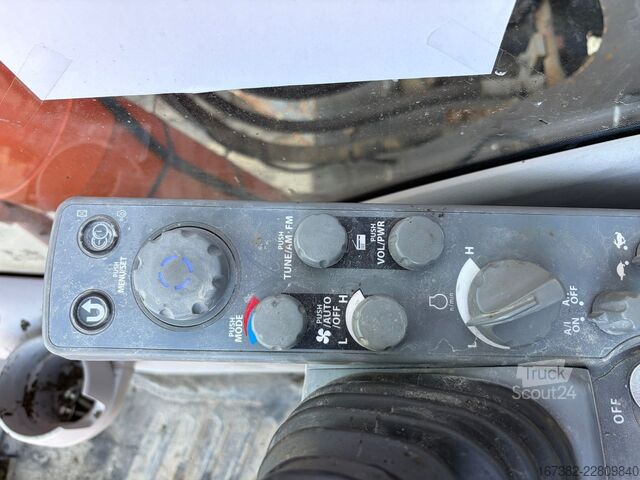 Koparka gąsienicowa Hitachi ZX300LC-6