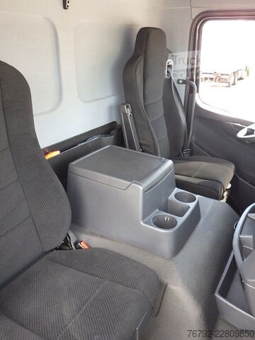 Platforminis sunkvežimis MERCEDES-BENZ 1330 L Atego4 Pritsche 7,2m/LBW/Edscha/AHK/Klima