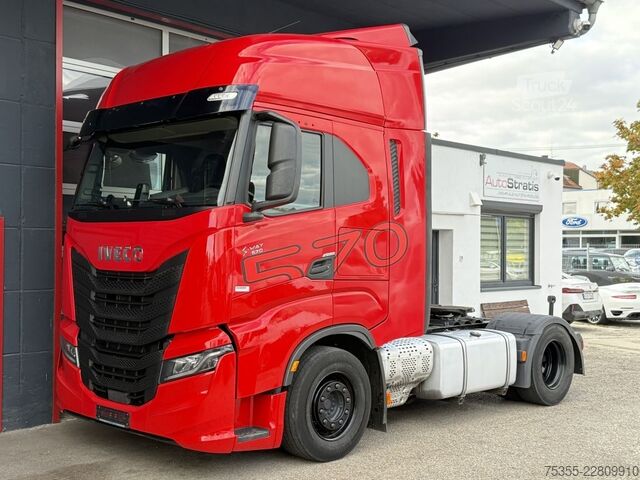 Standart çekici ünitesi IVECO S-Way AS440S57 Intarder NAVI ACC 2xTank
