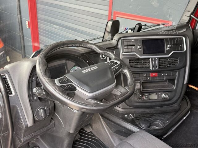Standart çekici ünitesi IVECO S-Way AS440S57 Intarder NAVI ACC 2xTank
