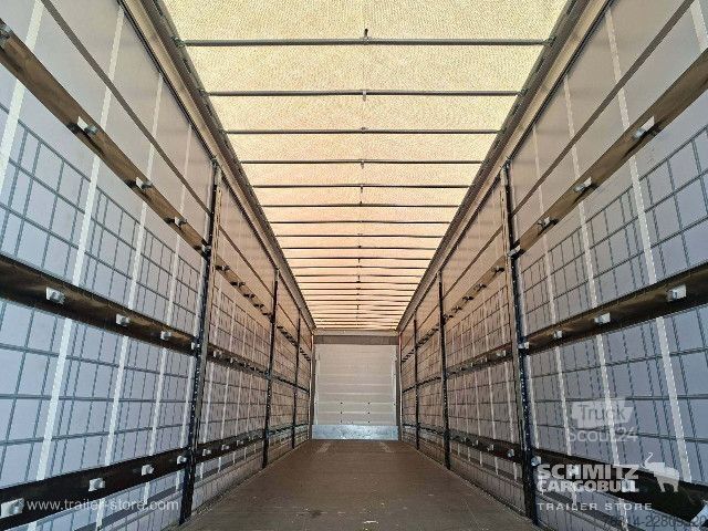 Semirremolque abierto con toldo Berger Curtainsider Mega Getränke