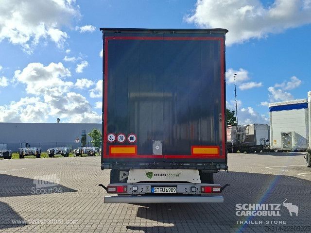 Semirremolque abierto con toldo Berger Curtainsider Standard Getränke