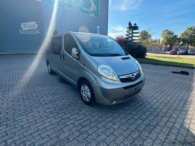 Furgoneta OPEL Vivaro Kasten L2H1 Doppelkabine *Navi*AHK