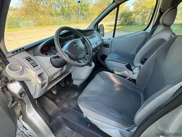 Furgoneta OPEL Vivaro Kasten L2H1 Doppelkabine *Navi*AHK