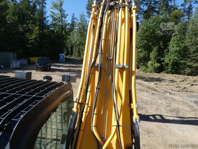 Excav.–Pelleteuse sur chenilles JCB JS 370 NLC  6 Zyl. ISUZU Mot.