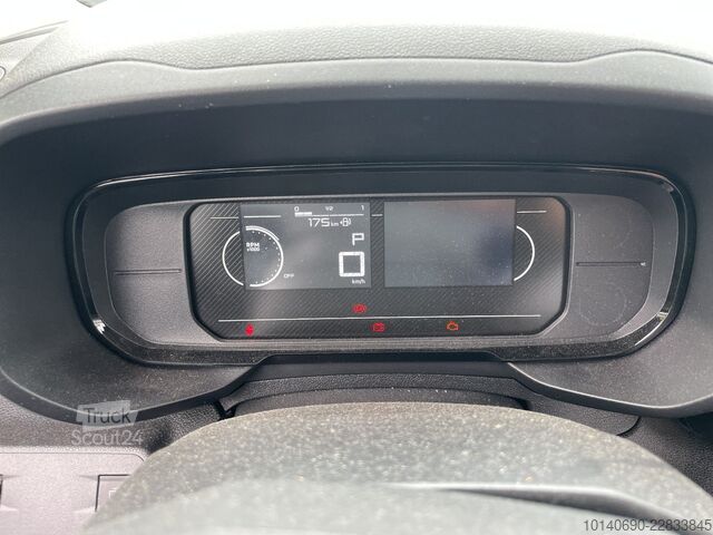 Fourgon tôlé FIAT DOBLO L2 Multicab 1.5HDi 96kW AT8Netto LP 31240¤