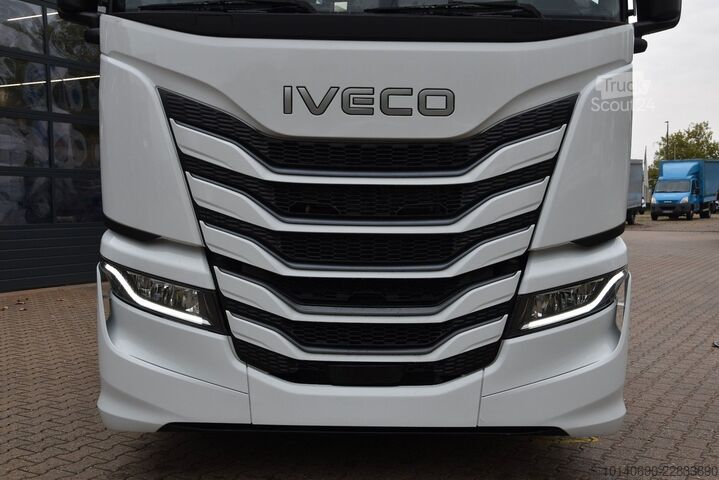 Tracteur routier standard IVECO S-WAY AS440S50T-P SZM ADR Basis Standklima Retar