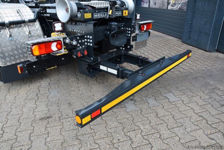 Tovornjak s kavljem za kontejnerje IVECO X-WAY AS280X58Y-PS Abrollkipper MEILLER RS21.70