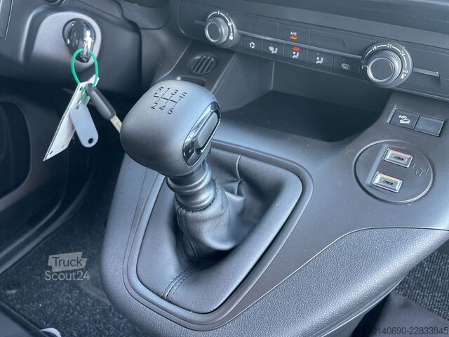 Fourgon tôlé FIAT DOBLO KAWA XL Diesel 100 MT netto LP 29.940,-