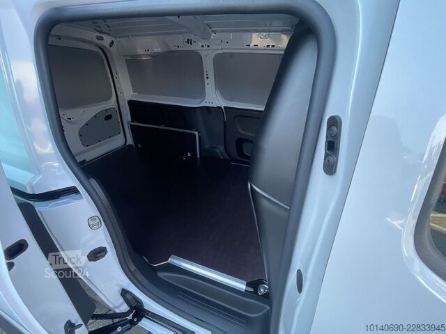 Fourgon tôlé FIAT DOBLO KAWA XL Diesel 100 MT netto LP 29.940,-