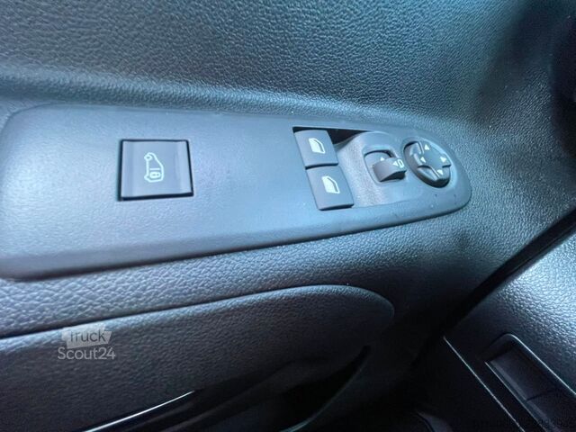Fourgon tôlé FIAT DOBLO KAWA XL Diesel 100 MT netto LP 29.940,-