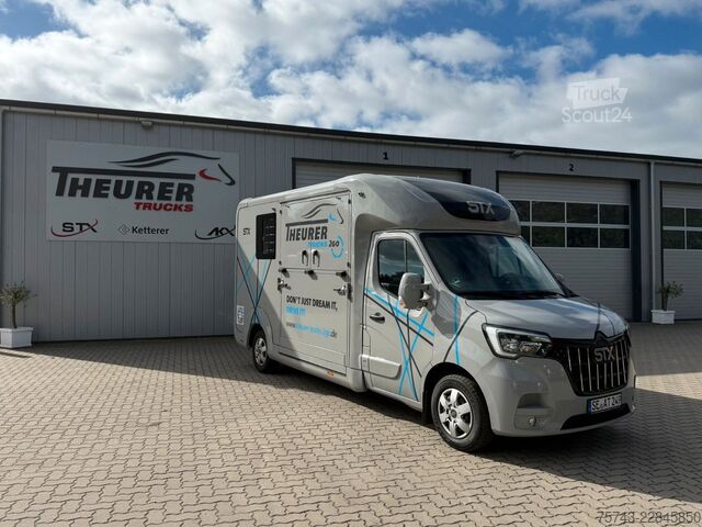 Hayvan taşıyıcı RENAULT Master STX 3 Sitzer  Haras / Hengste