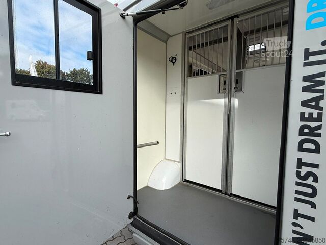 Hayvan taşıyıcı RENAULT Master STX 3 Sitzer  Haras / Hengste