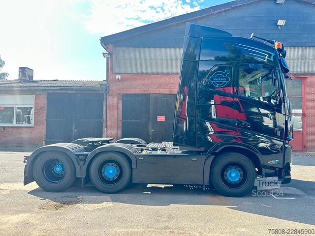 Стандартний тягач VOLVO FH500 6x2 Lift/Lenk Euro6 I-ParkCool ACC