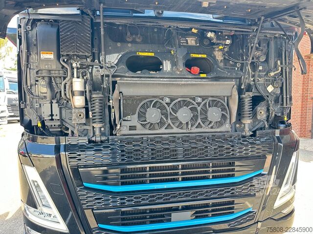 Стандартний тягач VOLVO FH500 6x2 Lift/Lenk Euro6 I-ParkCool ACC