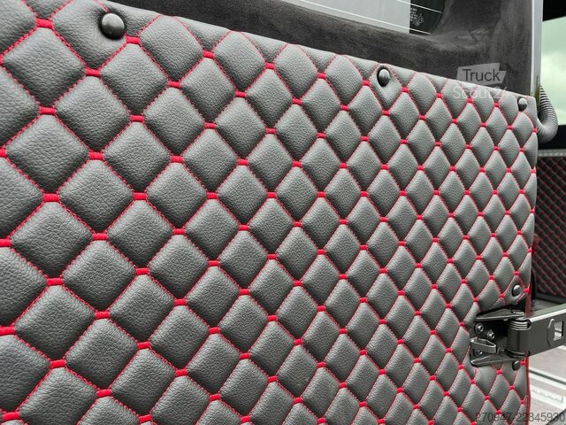 Kleinbus MAN TGE 3.180 Kombi L3H2 LEDER STANDH ACC NAVI SITZH