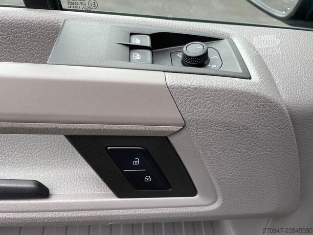 Kleinbus MAN TGE 3.180 Kombi L3H2 LEDER STANDH ACC NAVI SITZH
