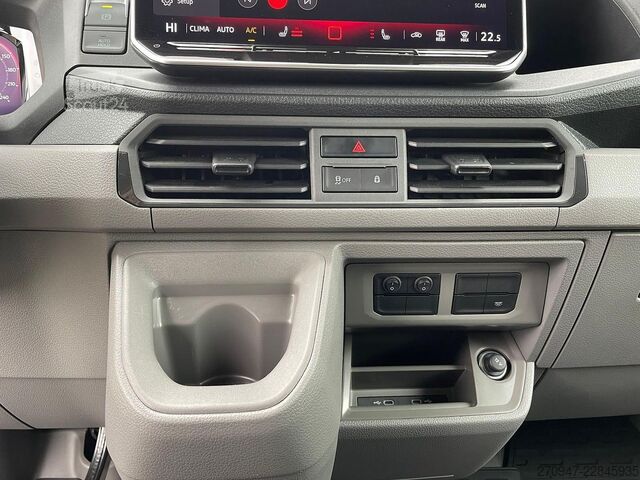 Kleinbus MAN TGE 3.180 Kombi L3H2 LEDER STANDH ACC NAVI SITZH