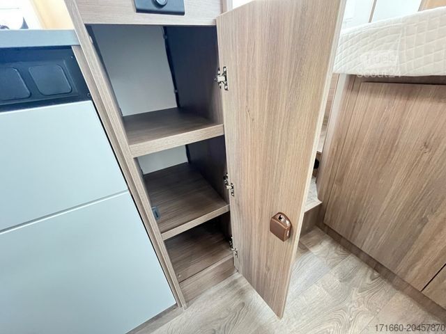 Camping-car semi-intégré CARADO V 339 AUTOMATIK, LED, PRO+, NAVI+RFK, SAT+TV