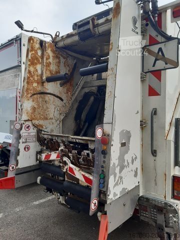 Popelářský vůz MERCEDES-BENZ FAUN Powerpress Aufbau Müllwagen