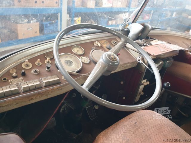 Reisebus SETRA Kässbohrer Setra S 9, S 10 und S 14