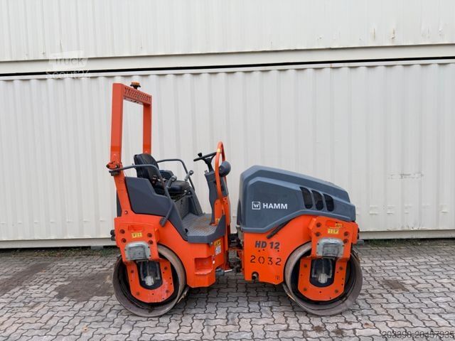 Enkeltromle-valse HAMM HD12VV / 2016 BJ / 884 H / 2.695 KG
