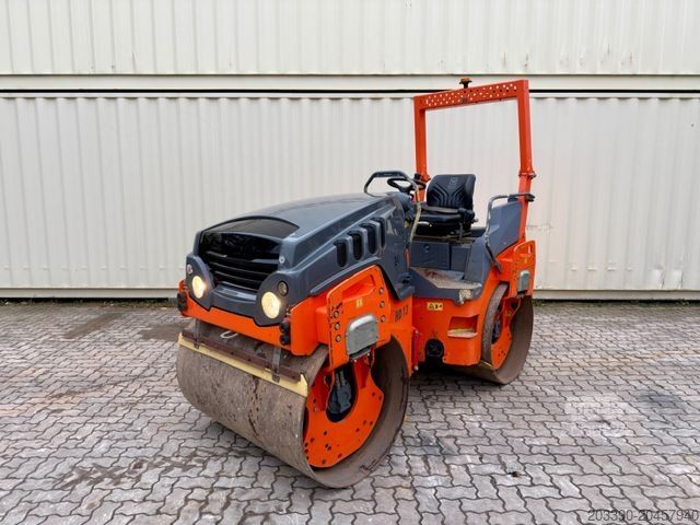 Walec jednobębnowy HAMM HD13VV / 2020 BJ / 819 H / 3.965 KG