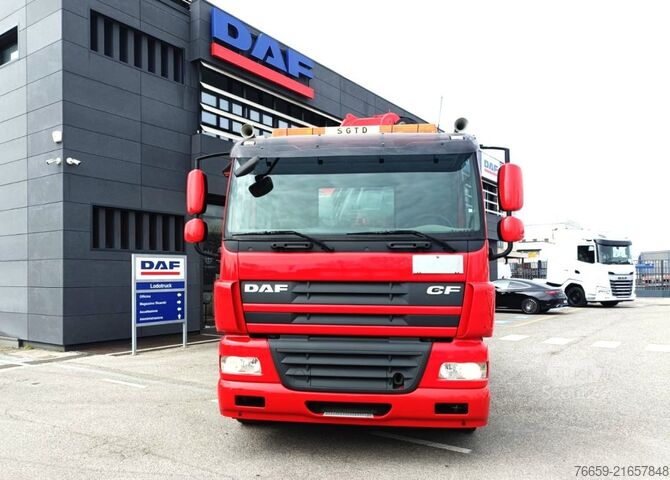 LKW mit Kofferaufbau DAF CF 510 8x2 pianale con gru Fassi 6 sfili idraulici