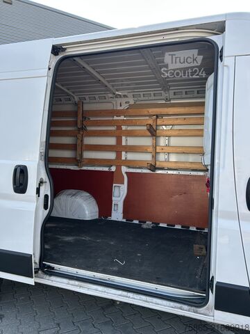 Furgoneta Fiat Ducato 30 2.3 MultiJet L2 H2 / Navi / Camera / ...