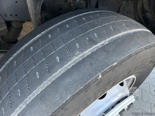 Estándar-SZM DAF CF 410 FT Space Cab / 461 dkm / Euro 6 D / Tach...