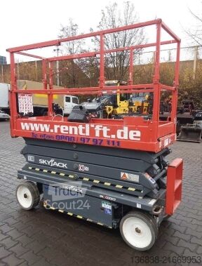 Scherenarbeitsbühne Skyjack SJ III 3226 Elektro 9,90 m