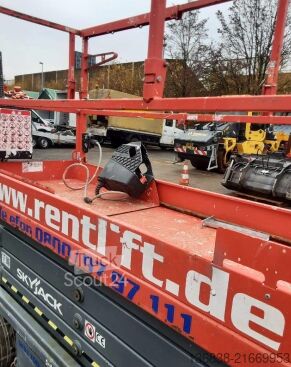 Scherenarbeitsbühne Skyjack SJ III 3226 Elektro 9,90 m