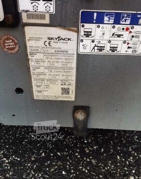 Scherenarbeitsbühne Skyjack SJ III 3226 Elektro 9,90 m