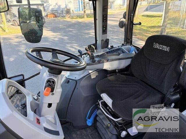 Trattore Valtra G 135 A
