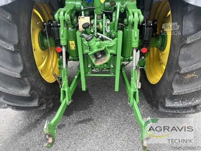 Traktor John Deere 5125 R