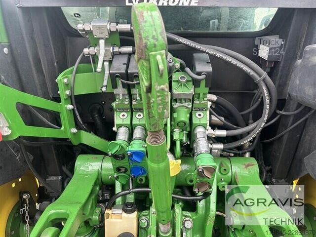 Traktor John Deere 5125 R
