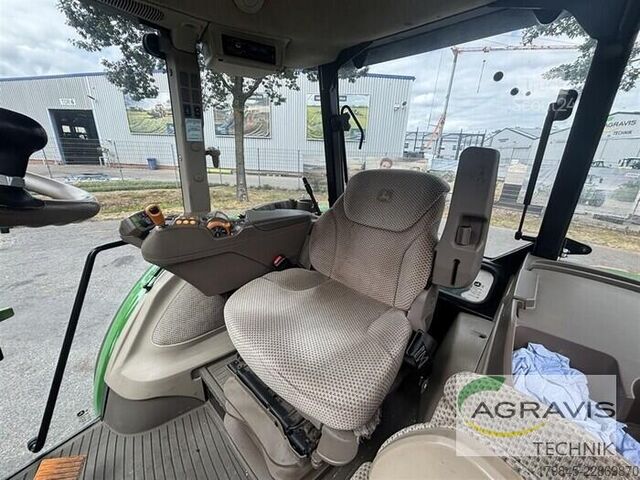 Traktor John Deere 5125 R