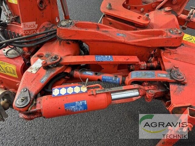 Ploeg Kuhn VARI-MASTER 152