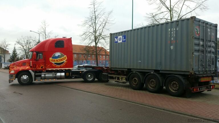 Camion de matières dangereuses Mack CX 603 Vision