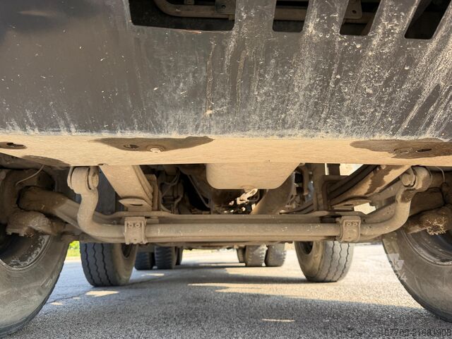 Avtomešalec betona Iveco TRAKKER 500