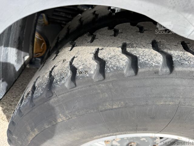 Avtomešalec betona Iveco TRAKKER 450