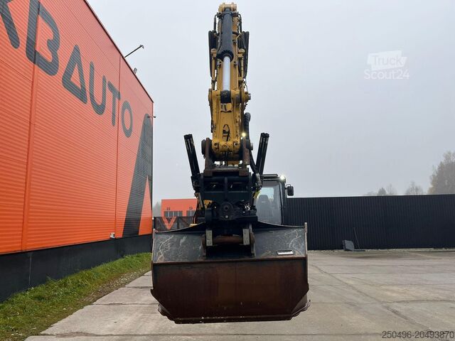 Gosenični bager Caterpillar 320 ROTOTILT / CENTRAL LUBRICATION / AC / 2 BUC...