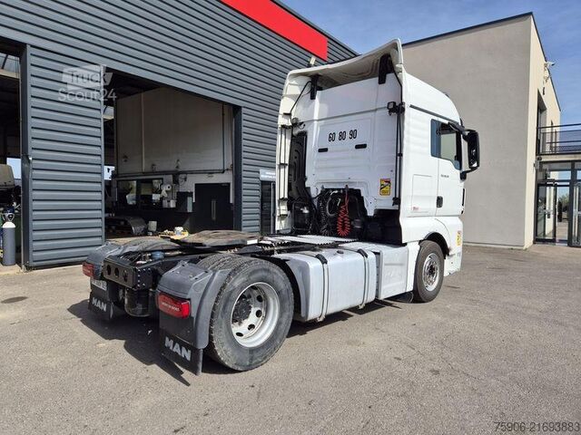 Tracteur routier standard MAN TGX