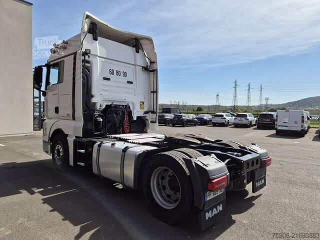 Tracteur routier standard MAN TGX