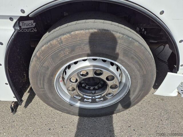 Tracteur routier standard MAN TGX