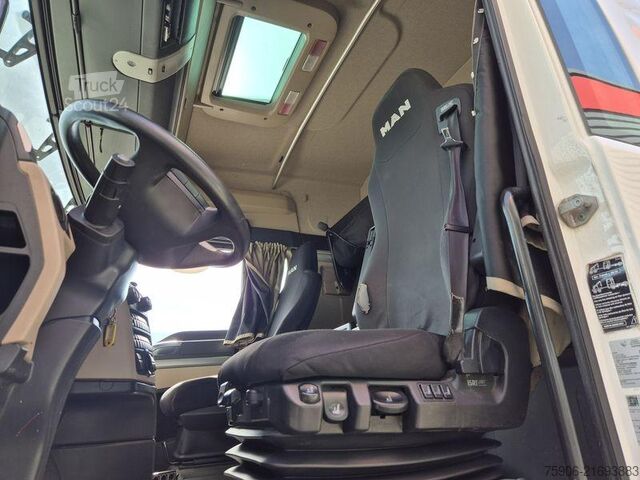 Tracteur routier standard MAN TGX