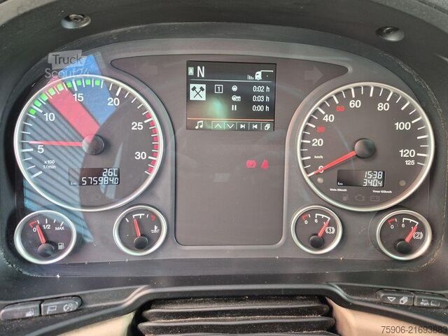 Tracteur routier standard MAN TGX