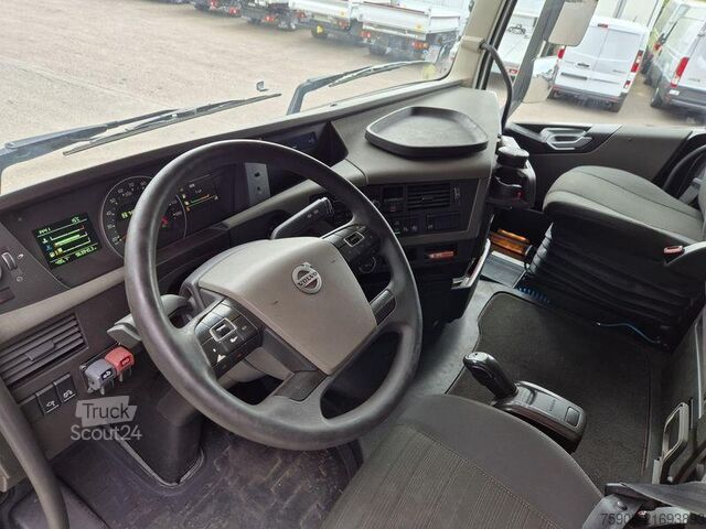 Trattore stradale standard Volvo FH