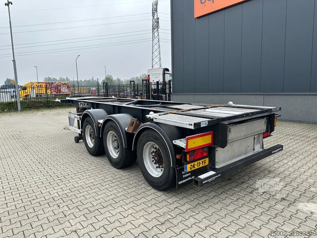 Транспорт на контейнери Van Hool 20FT ADR CHASSIS / empty weight 3.300kg / SAF D...